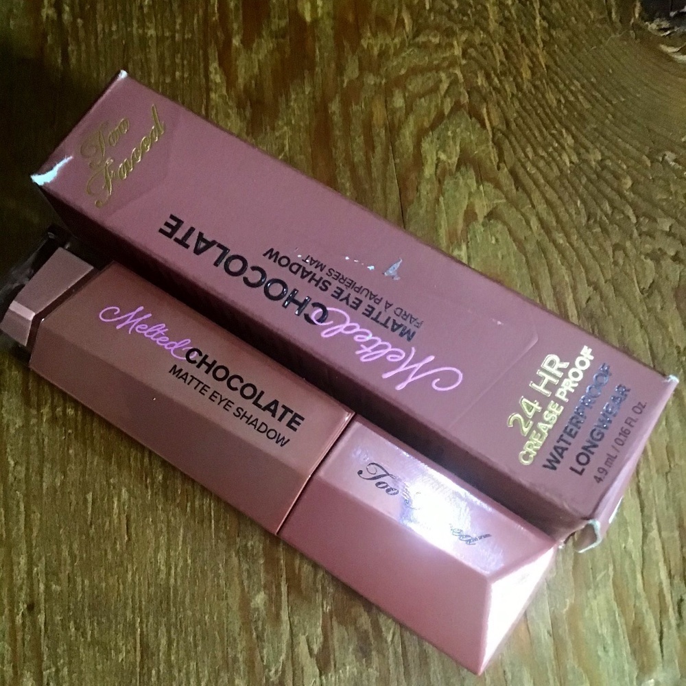 Too faced melted chocolate eyeshadow stick